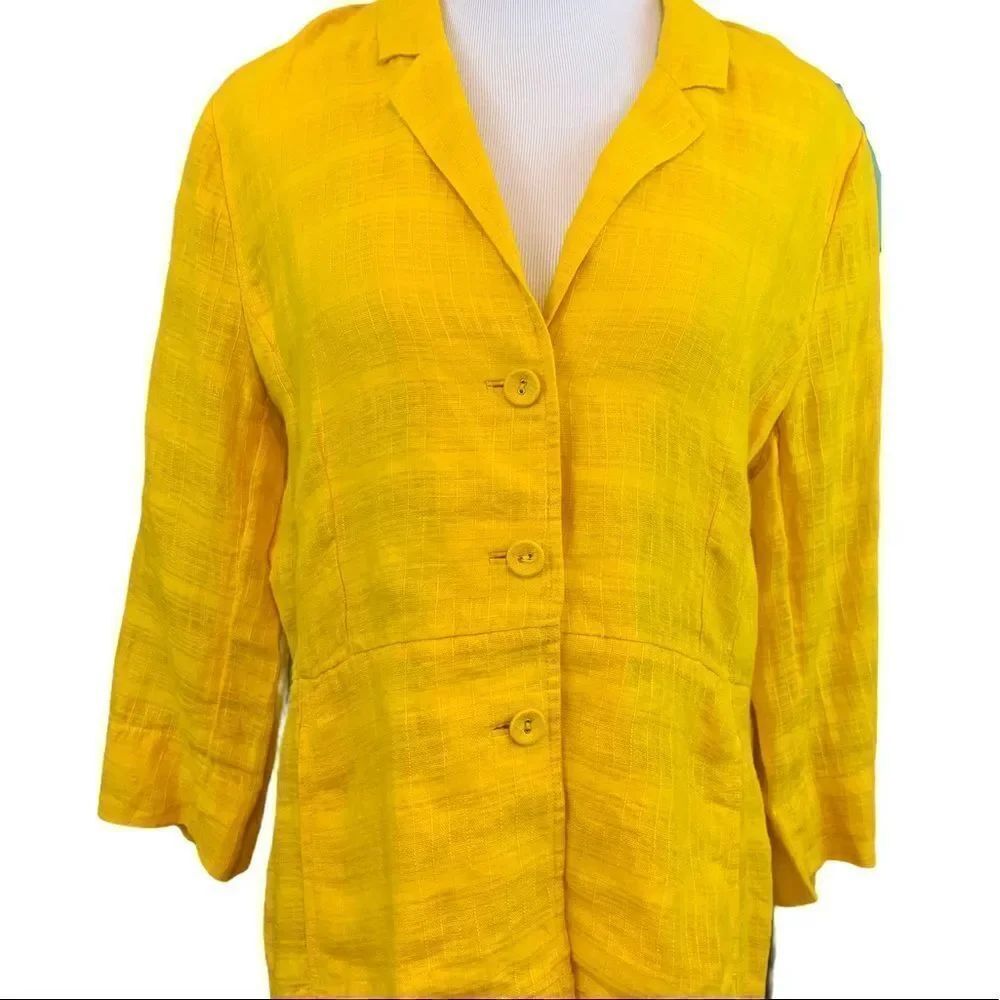 Eileen Fisher yellow linen button front blazer PL